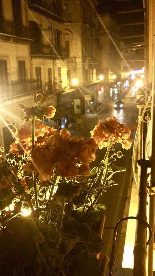 Via Vittorio Emanuele Apartment Palermo